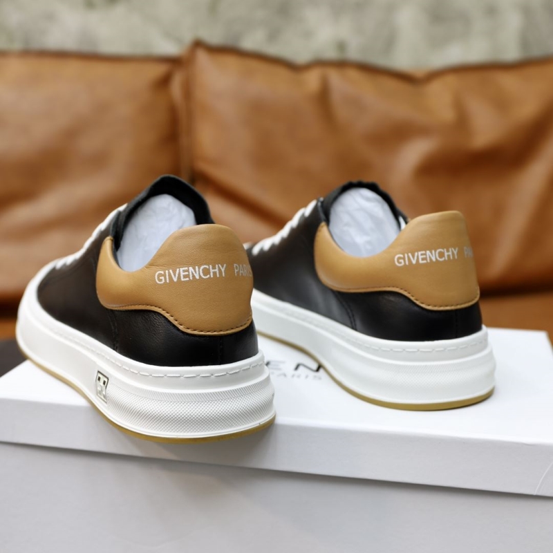 Givenchy Sneakers